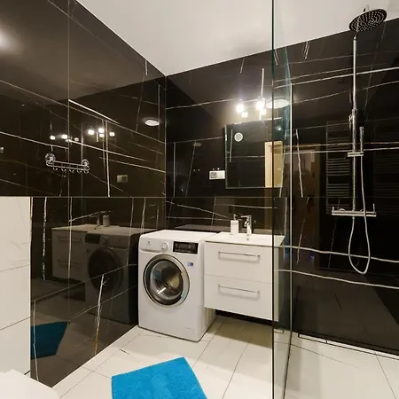 Na Artyleryjskiej * Kolobřeh